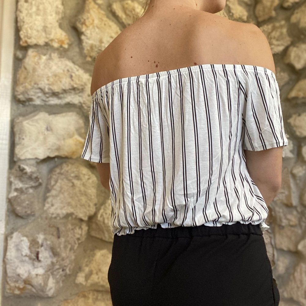 Striped off the shoulder top - Picture 2 of 7